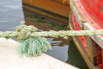 Image showing mooring line of a trawler with knot