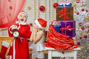 Image showing Santa and deliver presents Assistant late New Years Eve