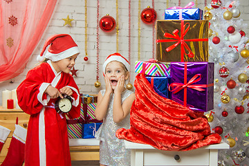 Image showing Joyful Santa Claus assistant waiting for the new year