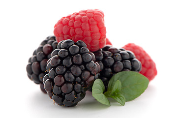 Image showing Raspberry with blackberry 