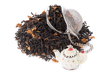 Image showing Black dry tea with petals