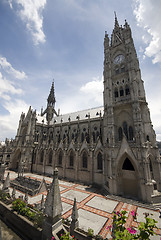 Image showing basilica quito ecuador