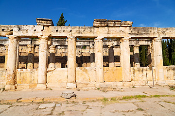 Image showing  anatolia pamukkale    old construction in asia  