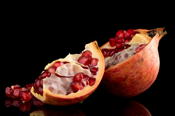 Image showing Ripe pomegranate fruit