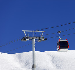Image showing Gondola lift at ski resort in nice day