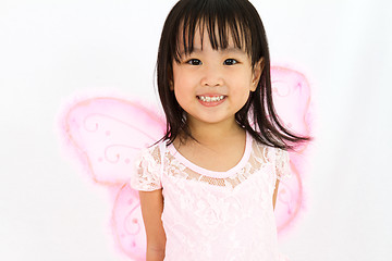 Image showing Chinese little girl wearing butterfly custome