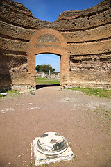 Image showing Ancient ruins of Villa Adriana ( The Hadrian\'s Villa ), Ninfeo P