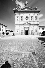 Image showing monument old architecture in italy europe milan religion       a