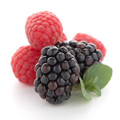 Image showing Raspberry with blackberry 