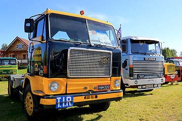 Image showing Volvo F88 and Scania 141 Classic Trucks