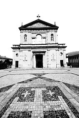 Image showing heritage  old architecture in italy europe milan religion       