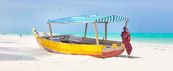 Image showing White tropical sandy beach on Zanzibar.