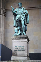 Image showing Statue of Graf V Tilly at the Odeonsplatz - Feldherrnhalle in Mu