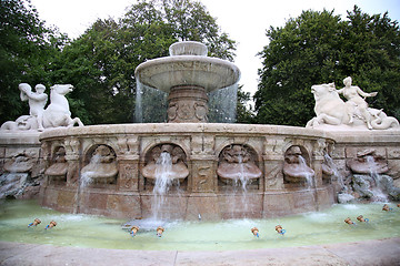 Image showing The Wittelsbacher fountain at the Lenbachplatz in Munich, German