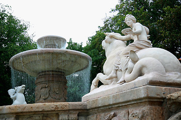 Image showing The Wittelsbacher fountain at the Lenbachplatz in Munich, German