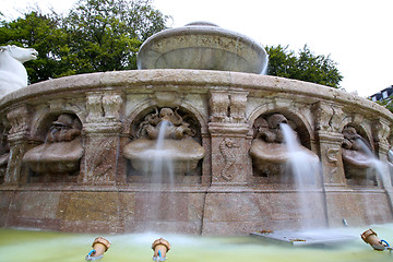 Image showing The Wittelsbacher fountain at the Lenbachplatz in Munich, German