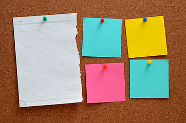 Image showing Blank notes pinned into brown corkboard