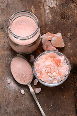 Image showing Himalayan pink crystal salt