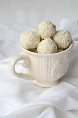 Image showing Coconut snowball truffles