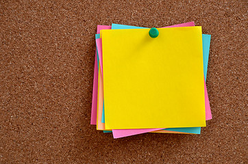 Image showing Blank notes pinned into brown corkboard