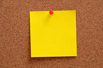 Image showing Blank notes pinned into corkboard