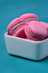 Image showing traditional french macarons 