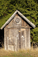 Image showing Wooden Hunters Hut