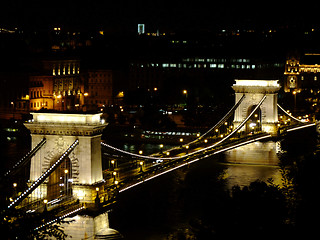 Image showing Szechenyi Chain Bridge in Budapest by night