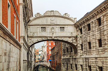 Image showing Bridge of sighs in Venice, Italy