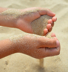 Image showing Flowing sand