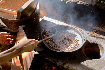 Image showing traditional roasting coffe in bowl