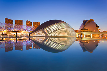 Image showing Valencia\'s City of Arts and Science Museum.