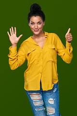 Image showing Woman showing six fingers