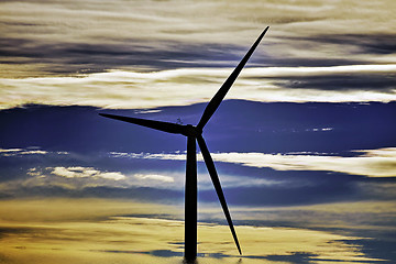 Image showing Single windmill at dusk