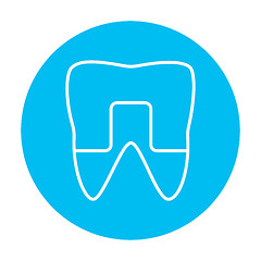 Image showing Crowned tooth line icon.