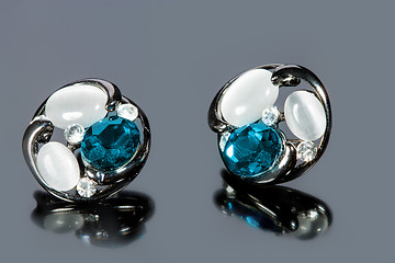 Image showing Pear Diamonds Earrings