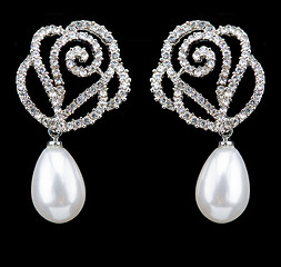 Image showing Pear Diamonds Earrings