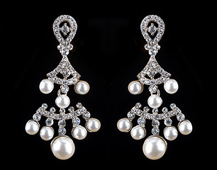 Image showing Pear Diamonds pearl Earrings