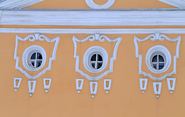 Image showing Old window in a building