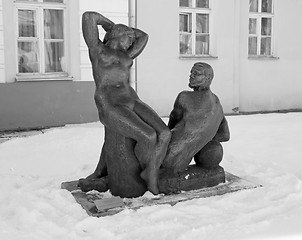 Image showing Monument to man and woman