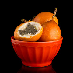 Image showing Passion fruit maracuja granadilla