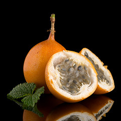 Image showing Passion fruit maracuja granadilla