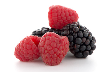 Image showing Raspberry with blackberry 