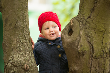 Image showing happy child walking in the park