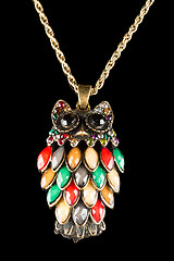 Image showing Gold jewelry owl