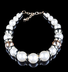 Image showing pearl necklace