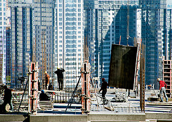 Image showing Activity on a construction site