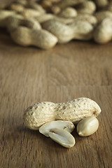 Image showing Peanut on a table