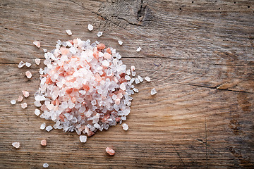 Image showing heap of pink himalayan salt