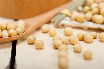 Image showing organic soya beans 